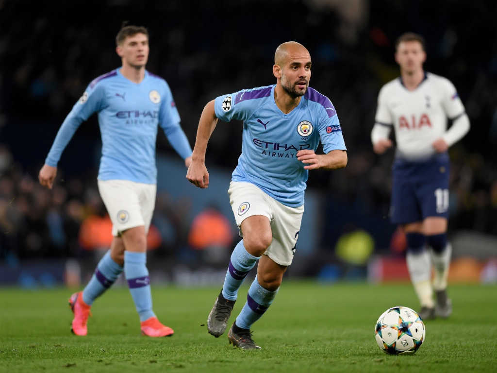 上为他欢呼 上为他欢呼